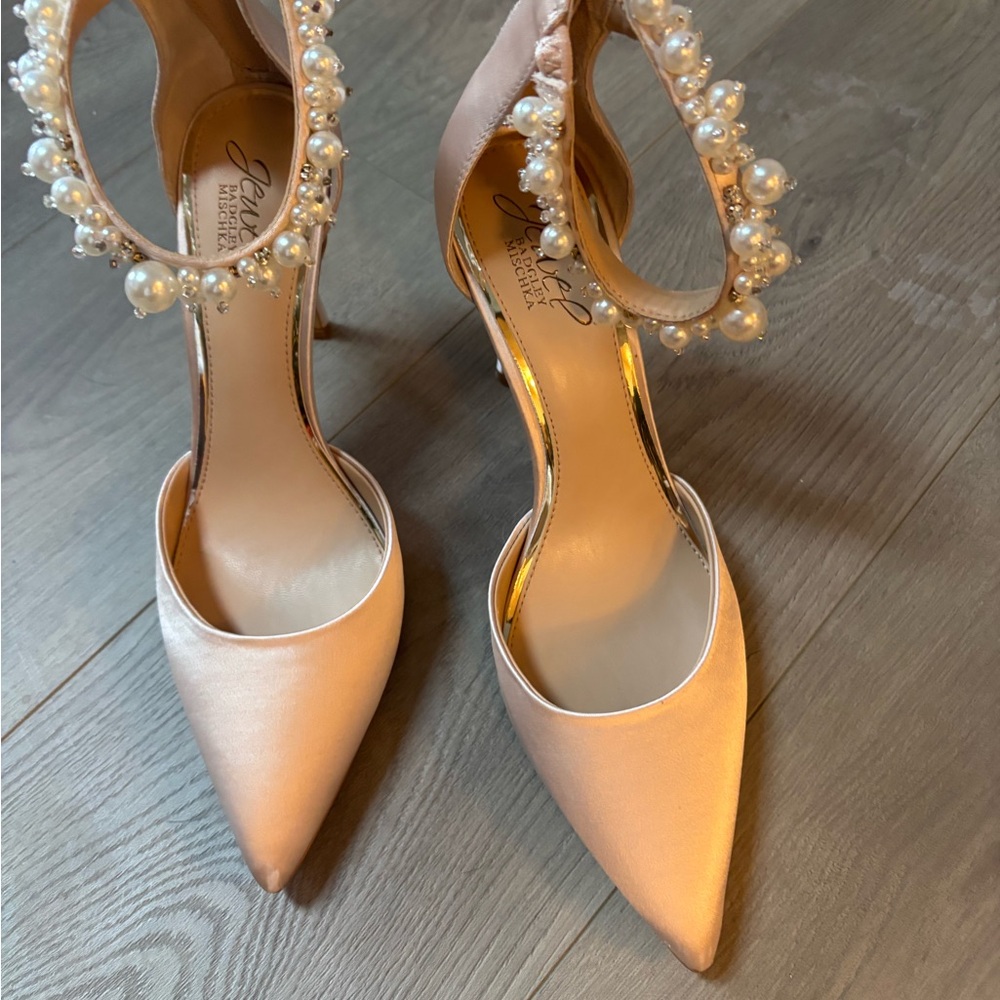 Elegant Badgley Mischka Pearl-Embellished Ivory Heels